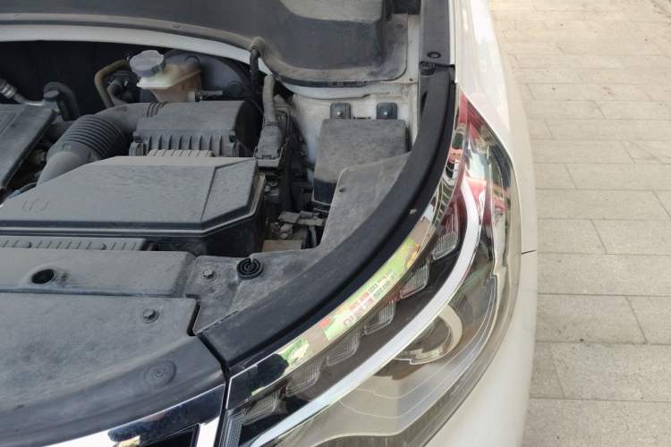 Used Kia Sportage R 2019 2.0L Automatic Smart Luxury Edition Engine Bay Left