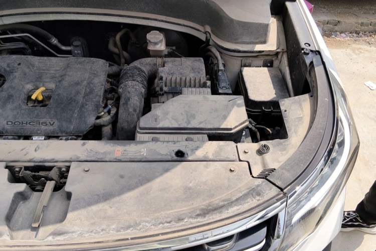 Used Kia Sportage R 2019 2.0L Automatic Smart Luxury Edition Engine Bay Left