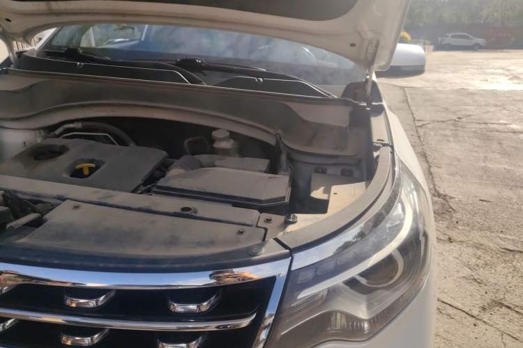 Used Kia Sportage R 2019 2.0L Automatic Smart Luxury Edition Engine Bay Left