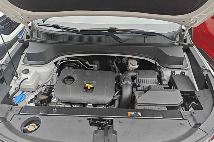 Used Kia Sportage R 2019 2.0L Automatic Smart Luxury Edition Engine Bay