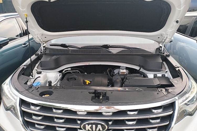 Used Kia Sportage R 2019 2.0L Automatic Smart Luxury Edition Engine Bay