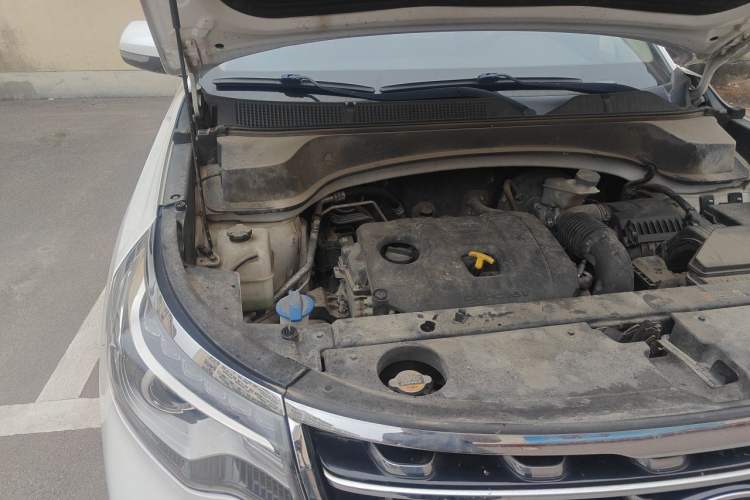 Used Kia Sportage R 2019 2.0L Automatic Smart Luxury Edition Engine Bay Right