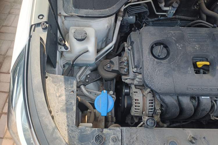 Used Kia Sportage R 2019 2.0L Automatic Smart Luxury Edition Engine Bay Right