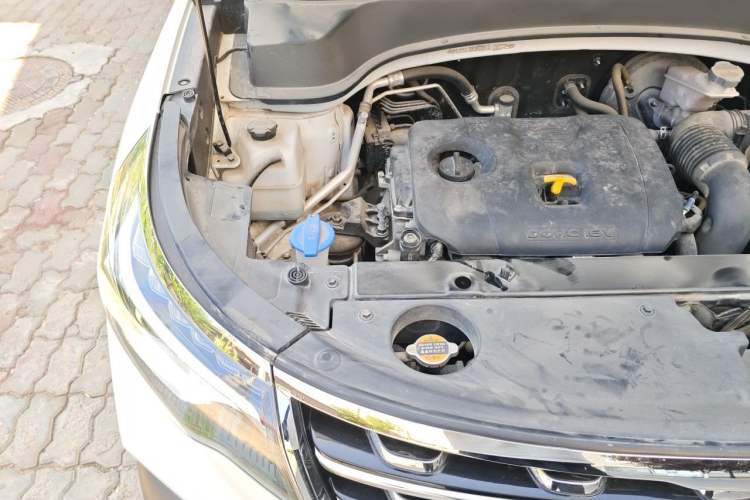 Used Kia Sportage R 2019 2.0L Automatic Smart Luxury Edition Engine Bay Right