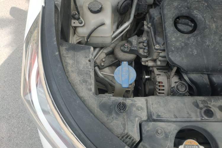 Used Kia Sportage R 2019 2.0L Automatic Smart Luxury Edition Engine Bay Right