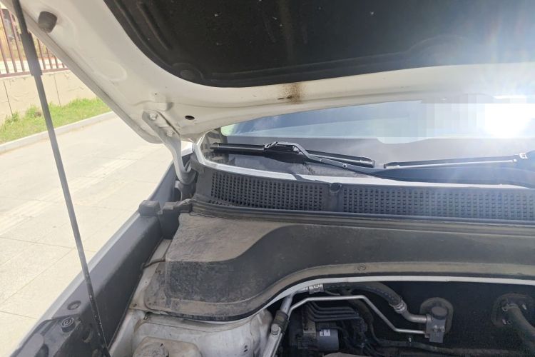 Used Kia Sportage R 2019 2.0L Automatic Smart Luxury Enhanced Edition Engine Bay Right