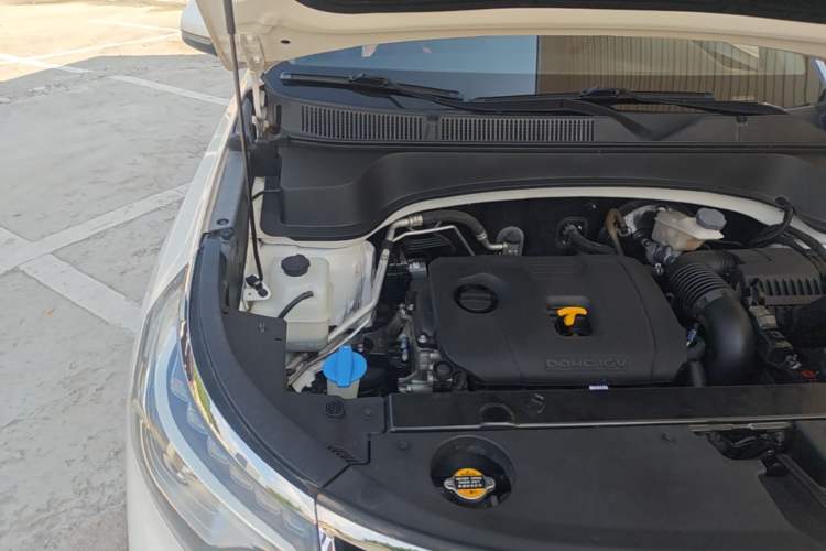 Used Kia Sportage R 2019 2.0L Automatic Smart Luxury Edition Engine Bay Right