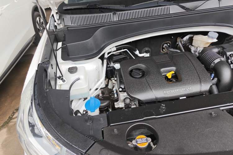 Used Kia Sportage R 2019 2.0L Automatic Smart Luxury Edition Engine Bay Right