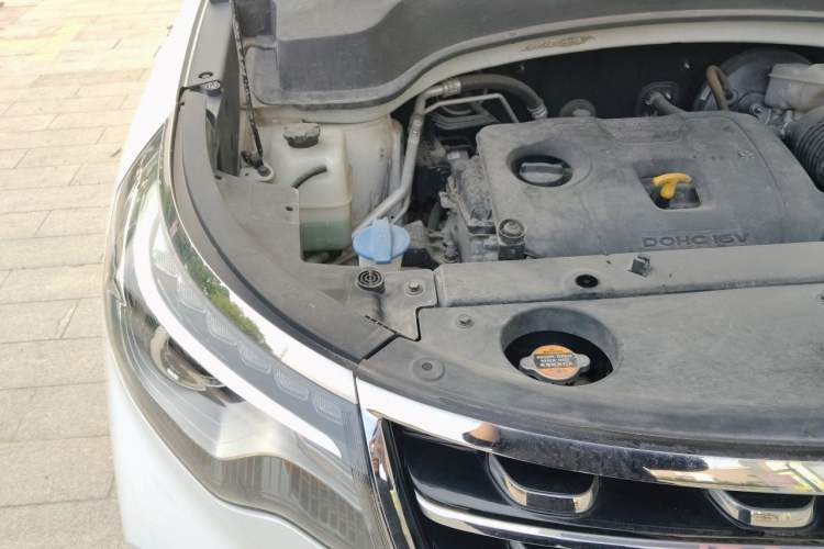 Used Kia Sportage R 2019 2.0L Automatic Smart Luxury Edition Engine Bay Right