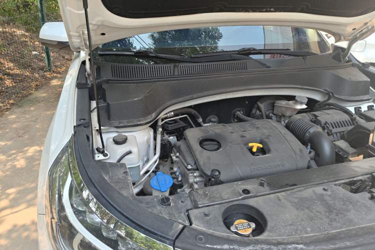 Used Kia Sportage R 2019 2.0L Automatic Smart Luxury Edition Engine Bay Right