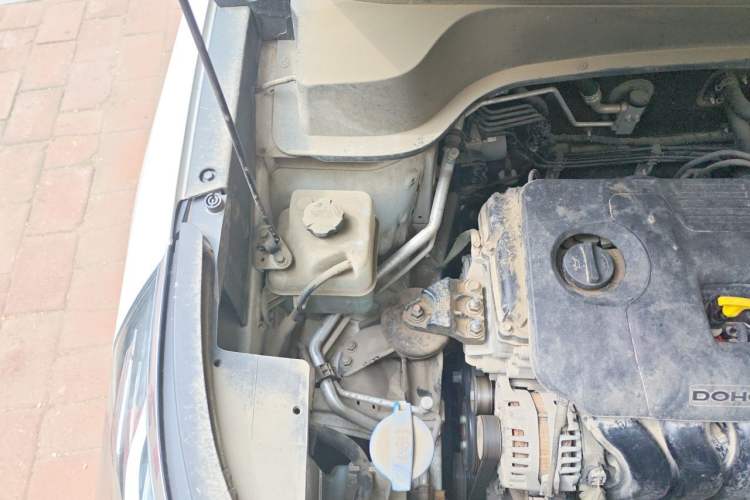 Used Kia Sportage R 2019 2.0L Automatic Smart Luxury Edition Engine Bay Right