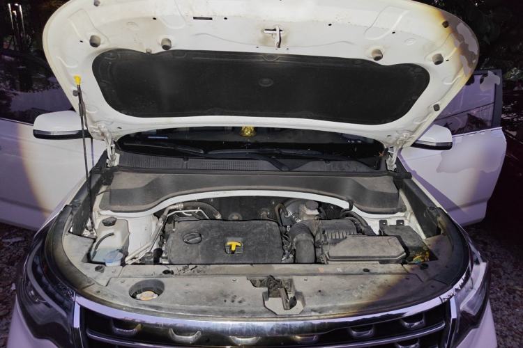 Used Kia Sportage R 2019 2.0L Automatic Smart Luxury Enhanced Edition Engine Bay