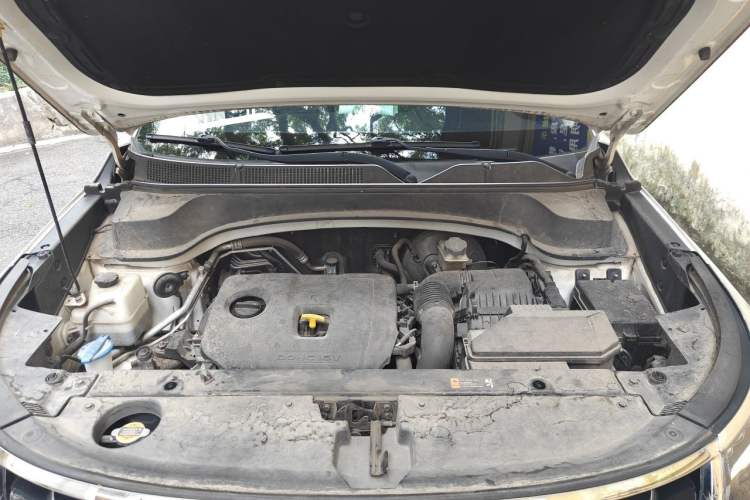 Used Kia Sportage R 2019 2.0L Automatic Smart Luxury Edition Engine Bay