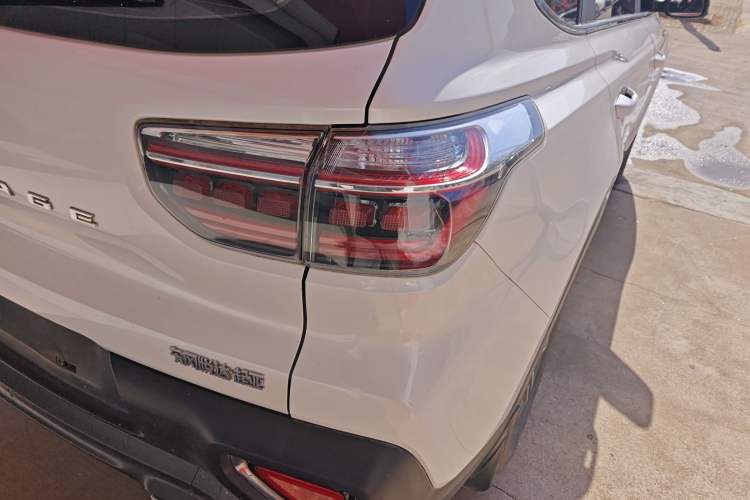 Used Kia Sportage R 2019 2.0L Automatic Smart Luxury Edition Exterior 2