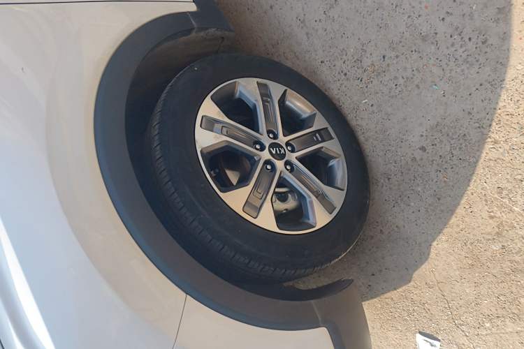 Used Kia Sportage R 2019 2.0L Automatic Smart Luxury Edition Exterior 3