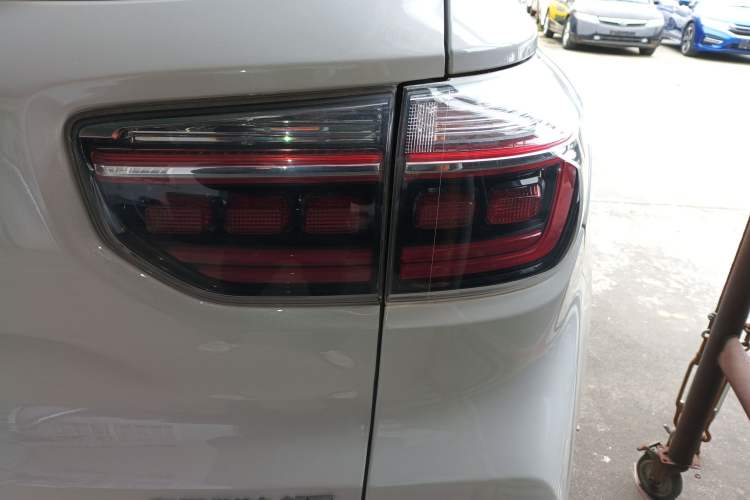 Used Kia Sportage R 2019 2.0L Automatic Smart Luxury Edition Exterior 3