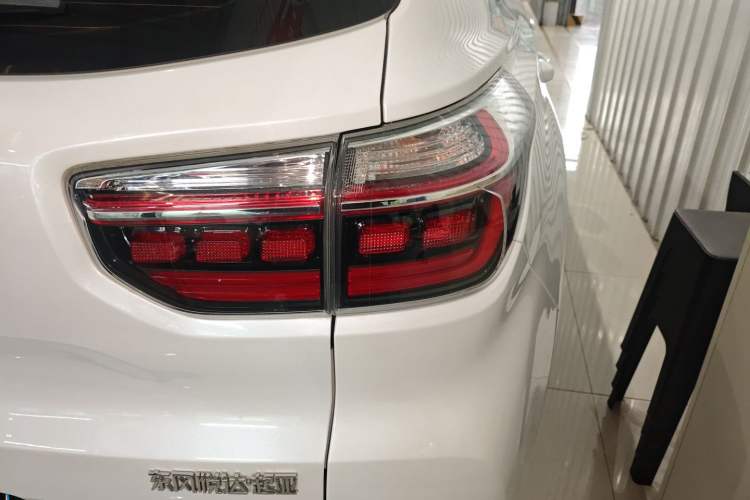 Used Kia Sportage R 2019 2.0L Automatic Smart Luxury Edition Exterior 3