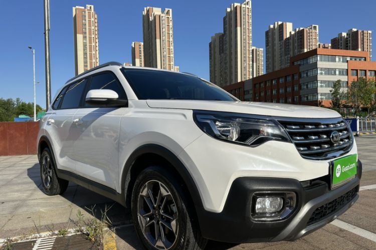 Used Kia Sportage R 2019 2.0L Manual Fashion Edition Exterior 5