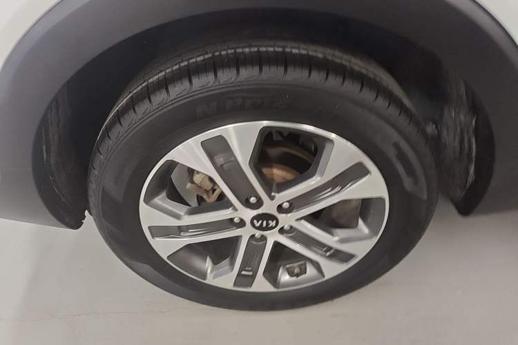 Used Kia Sportage R 2019 2.0L Automatic Smart Luxury Edition Exterior 5