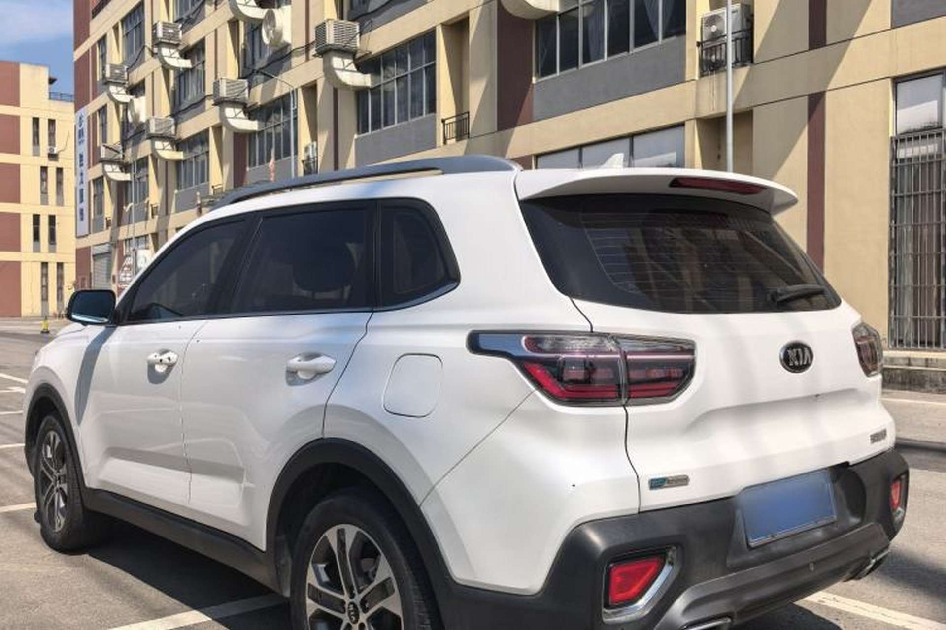 Used Kia Sportage R 2019 2.0L Automatic Smart Luxury Edition Exterior 5