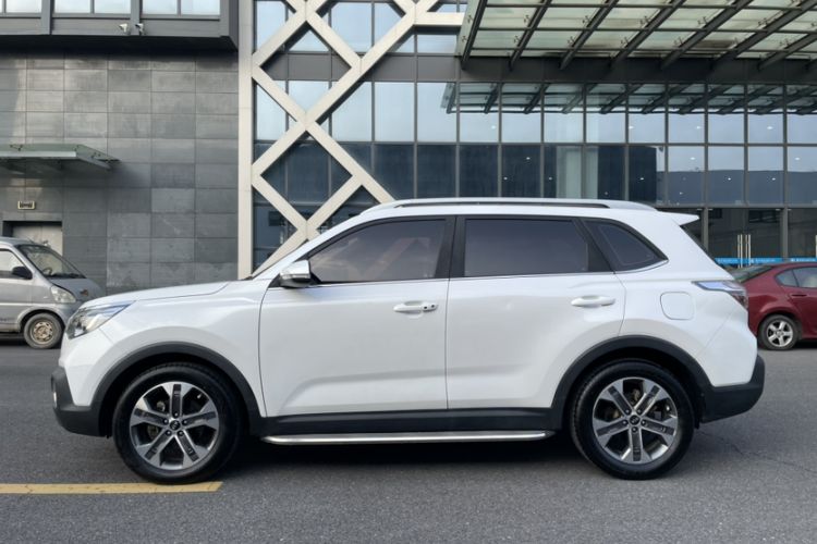 Used Kia Sportage R 2019 2.0L Automatic Smart Luxury Edition Exterior 5
