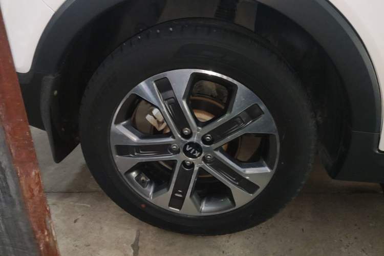 Used Kia Sportage R 2019 2.0L Automatic Smart Luxury Edition Exterior 5
