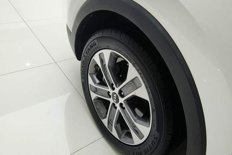 Used Kia Sportage R 2019 2.0L Automatic Smart Luxury Edition Exterior 5