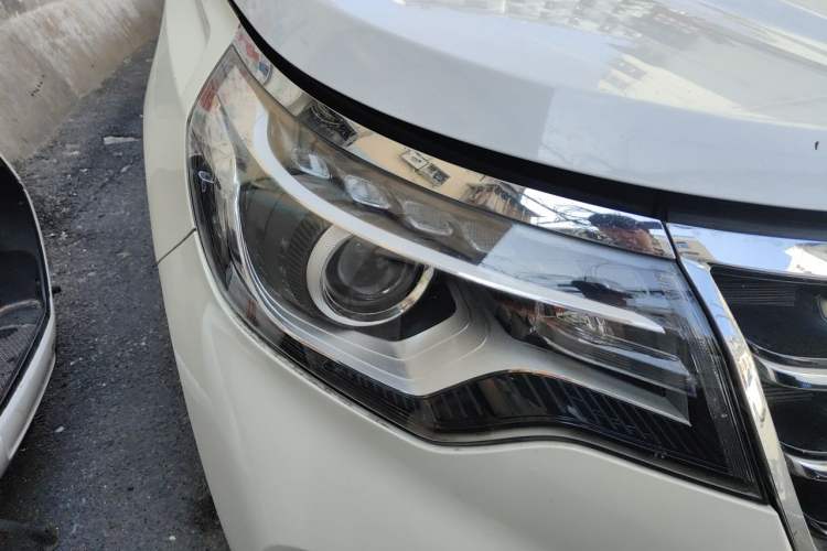 Used Kia Sportage R 2019 2.0L Automatic Smart Luxury Edition Exterior 6