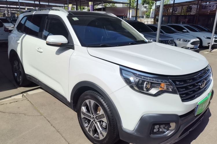 Used Kia Sportage R 2019 2.0L Automatic Smart Luxury Edition Front Right 45 Deg