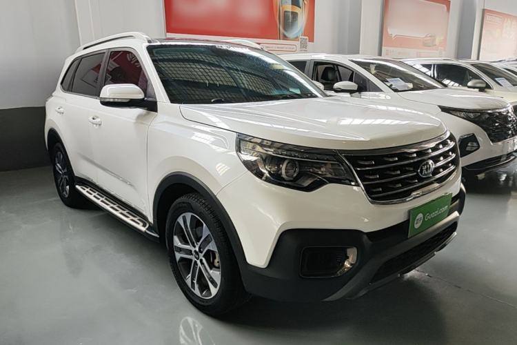 Used Kia Sportage R 2019 2.0L Automatic Smart Luxury Edition Front Right 45 Deg