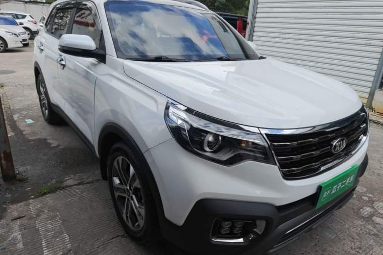 Used Kia Sportage R 2019 1.4T DCT Smart Luxury Edition GLS Front Right 45 Deg