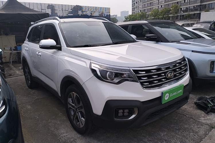 Used Kia Sportage R 2019 2.0L Automatic Smart Luxury Edition Front Right 45 Deg