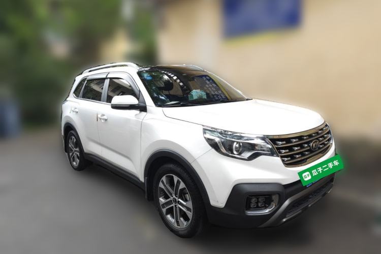 Used Kia Sportage R 2019 2.0L Automatic Smart Luxury Edition Front Right 45 Deg