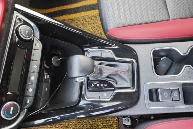 Used Kia Sportage R 2019 1.4T DCT Smart Luxury Edition GLS Gear Lever