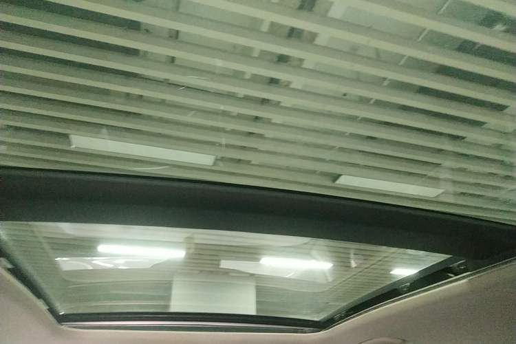 Used Kia Sportage R 2019 2.0L Automatic Smart Luxury Edition Headliner