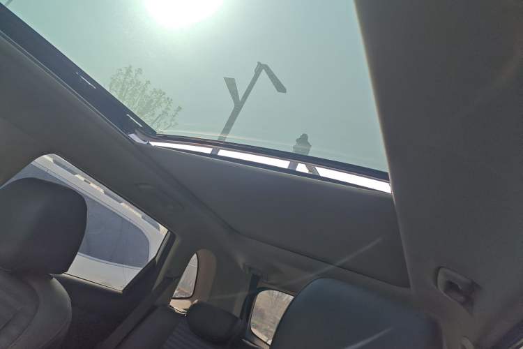 Used Kia Sportage R 2019 2.0L Automatic Smart Luxury Enhanced Edition Headliner
