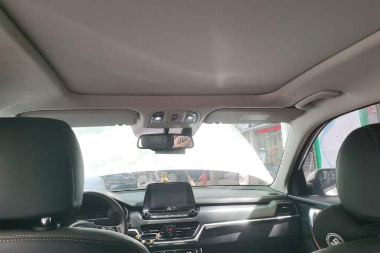 Used Kia Sportage R 2019 2.0L Automatic Smart Luxury Edition Headliner