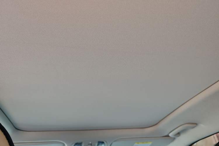 Used Kia Sportage R 2019 2.0L Automatic Smart Luxury Edition Headliner