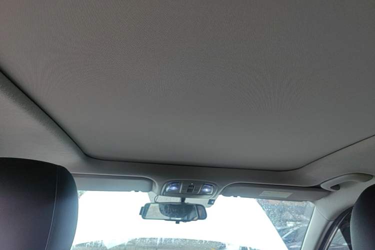 Used Kia Sportage R 2019 2.0L Automatic Smart Luxury Edition Headliner