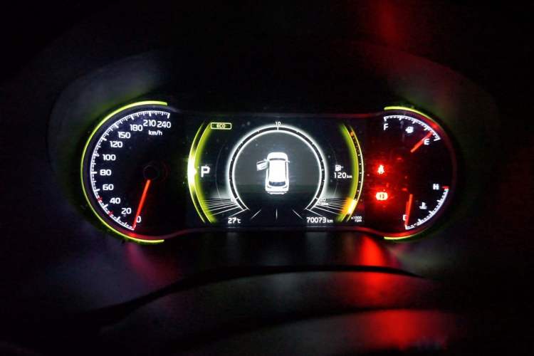 Used Kia Sportage R 2019 2.0L Automatic Smart Luxury Edition Instrument Cluster