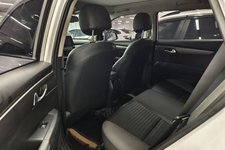 Used Kia Sportage R 2019 2.0L Automatic Smart Luxury Edition Interior 1