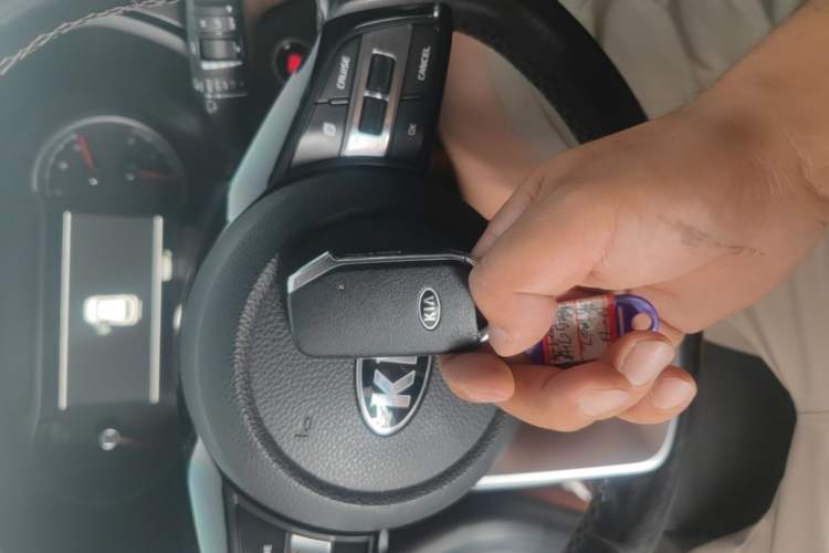 Used Kia Sportage R 2019 2.0L Automatic Smart Luxury Edition Interior 1
