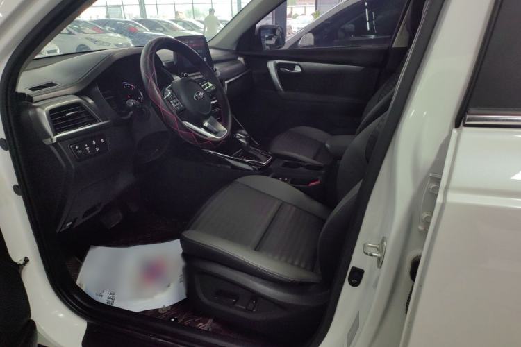 Used Kia Sportage R 2019 2.0L Automatic Smart Luxury Edition Interior 1