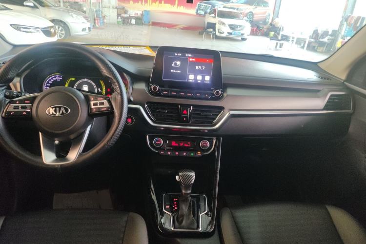 Used Kia Sportage R 2019 2.0L Automatic Smart Luxury Edition Interior 3