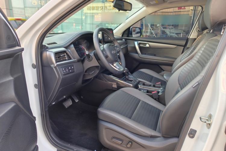 Used Kia Sportage R 2019 2.0L Automatic Smart Luxury Edition Interior 4