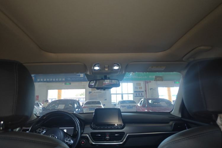 Used Kia Sportage R 2019 2.0L Automatic Smart Luxury Edition Interior 4