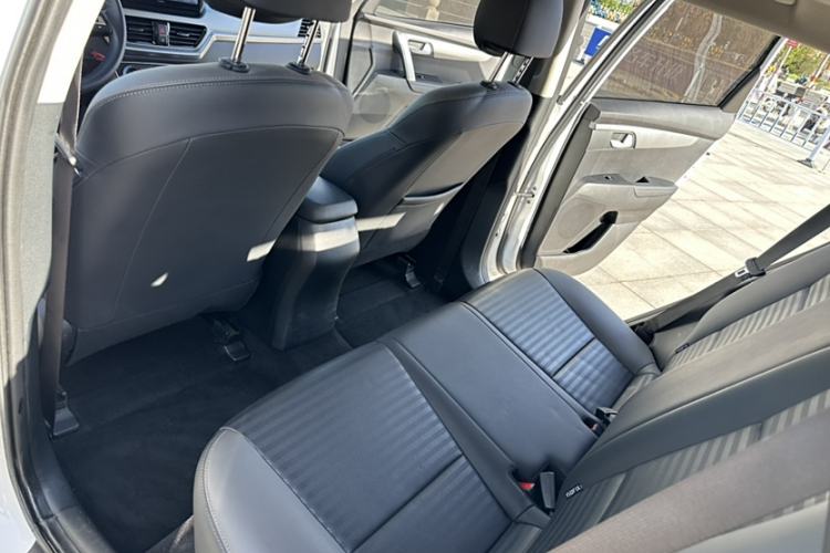 Used Kia Sportage R 2019 2.0L Manual Fashion Edition Interior 6