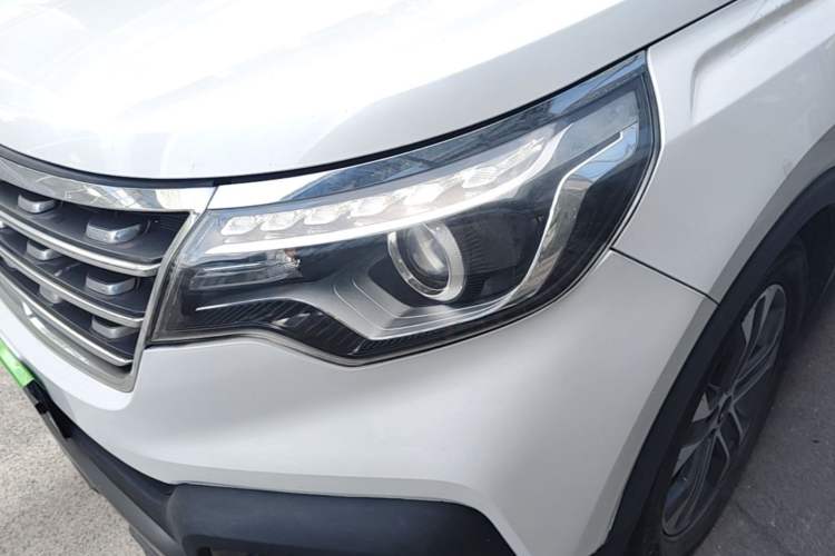 Used Kia Sportage R 2019 2.0L Automatic Smart Luxury Edition Left Front Headlight