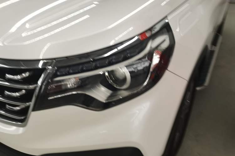 Used Kia Sportage R 2019 2.0L Automatic Smart Luxury Edition Left Front Headlight