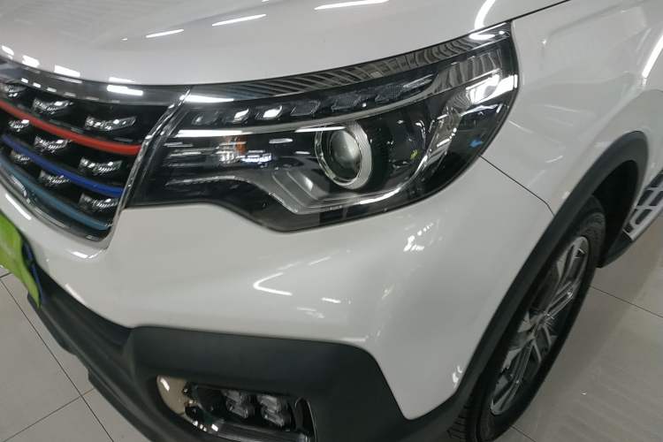Used Kia Sportage R 2019 2.0L Automatic Smart Luxury Edition Left Front Headlight